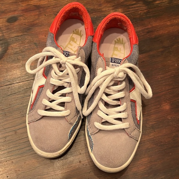 Freebird by Steven 927 Distressed Wedge Insert Sneaker Blue,Red,White Size 8 - Picture 2 of 7